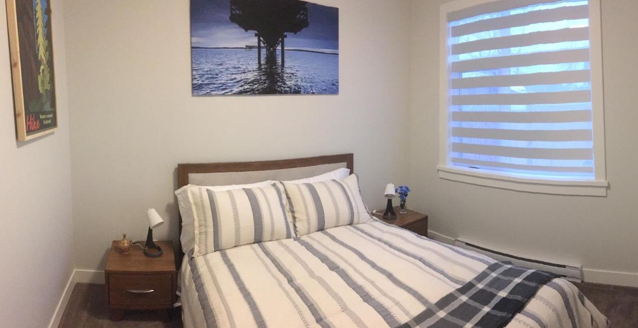 Mollys Cottage-The Suite On Vancouver Island Near Yyj Airport And The Wa And Bc Ferries North Saanich Kültér fotó